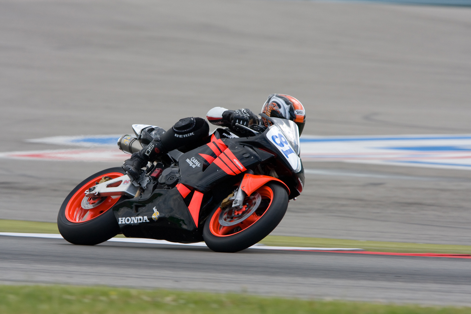 Marcel van Pijkeren tijdens wedstrijddag van de ZAC op 10 juni 2009 circuit Assen