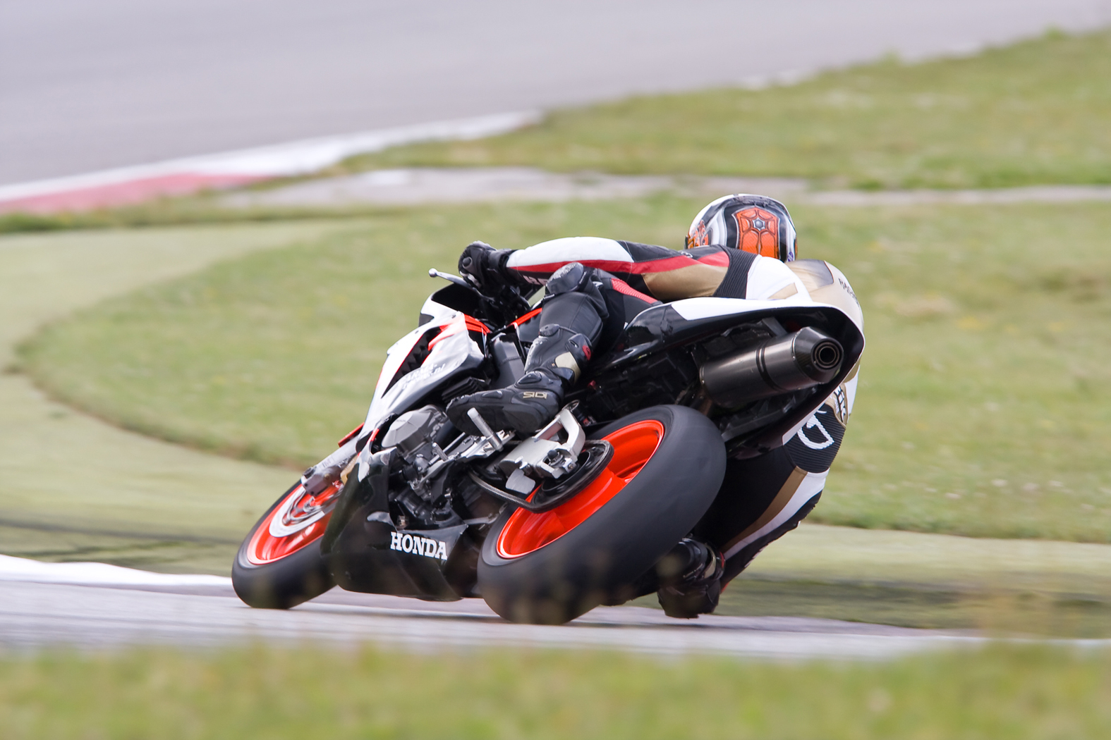 Marcel van Pijkeren tijdens wedstrijddag van de ZAC op 10 juni 2009 circuit Assen