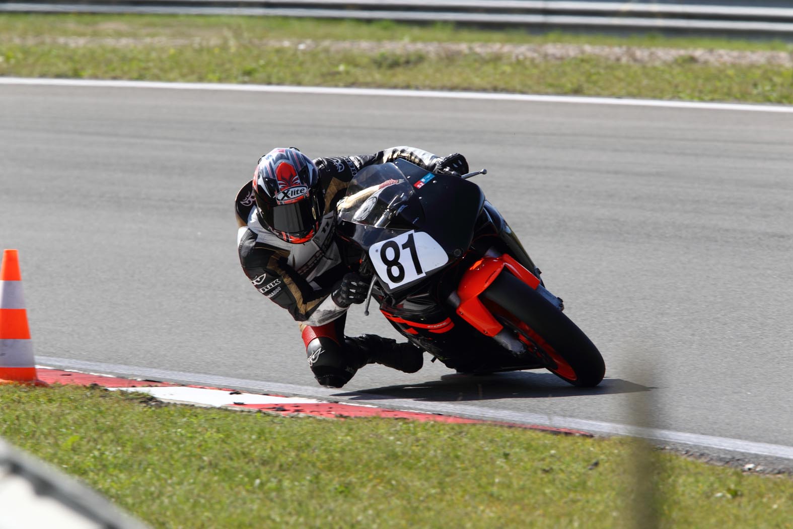 Marcel van Pijkeren tijdens wedstrijddag van de ZAC op 1 september 2010 circuit Zandvoort