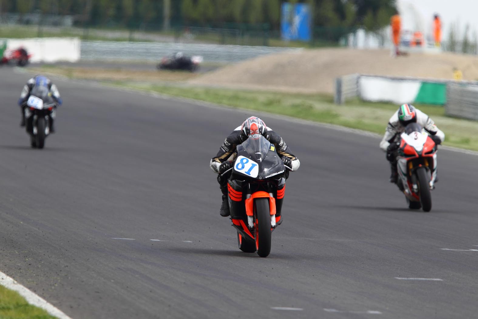 Marcel van Pijkeren, Paolo Modelfino en Carlo Harink tijdens wedstrijddag van de ZAC op 19 mei 2011 circuit Mettet