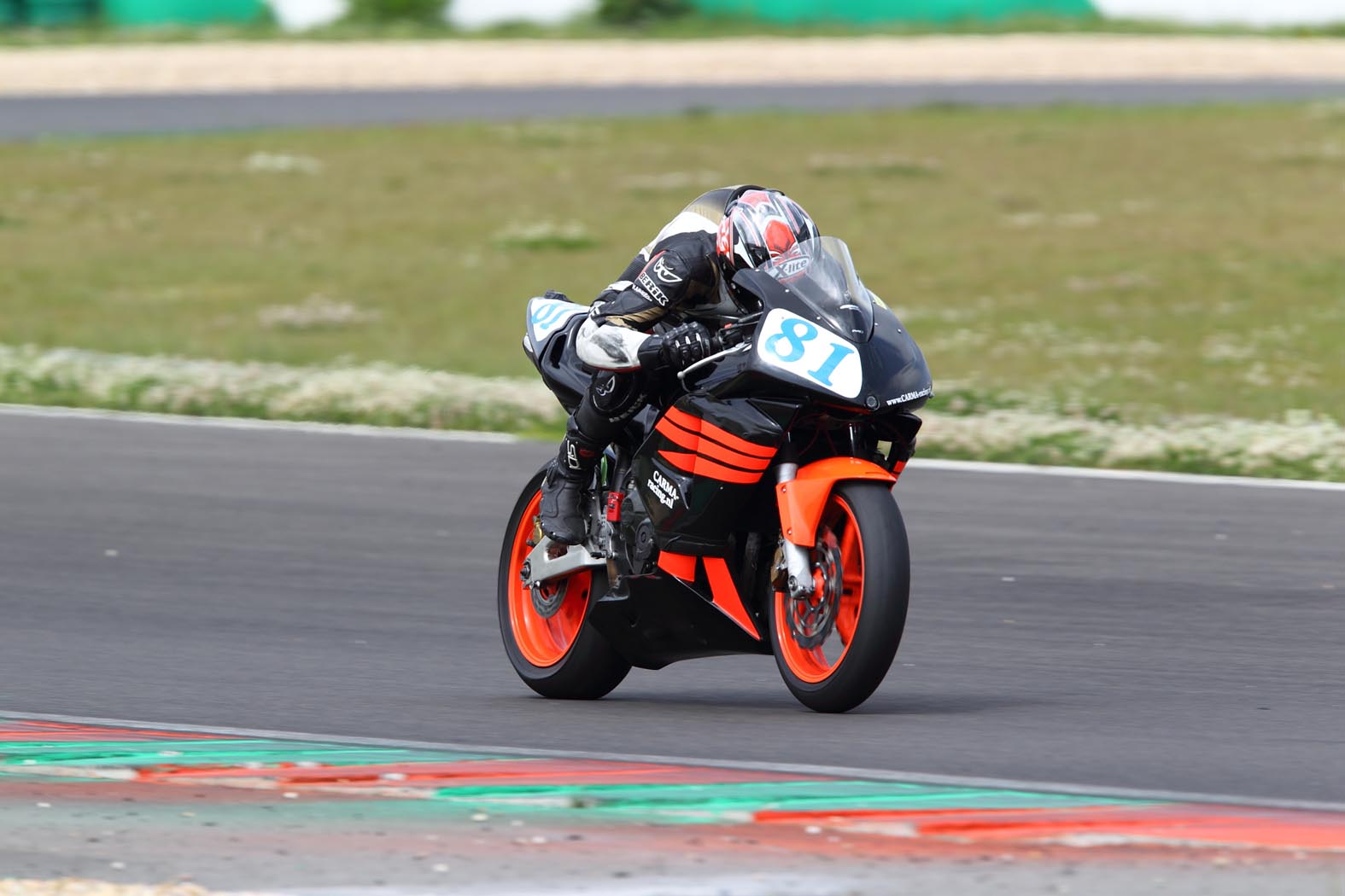 Marcel van Pijkeren tijdens wedstrijddag van de ZAC op 19 mei 2011 circuit Mettet