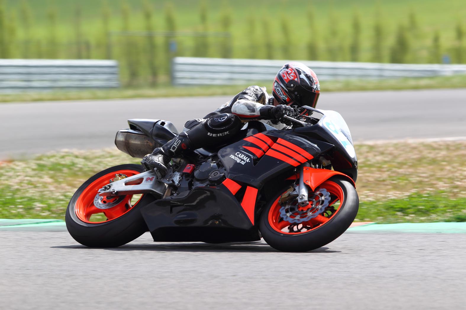 Marcel van Pijkeren tijdens wedstrijddag van de ZAC op 19 mei 2011 circuit Mettet