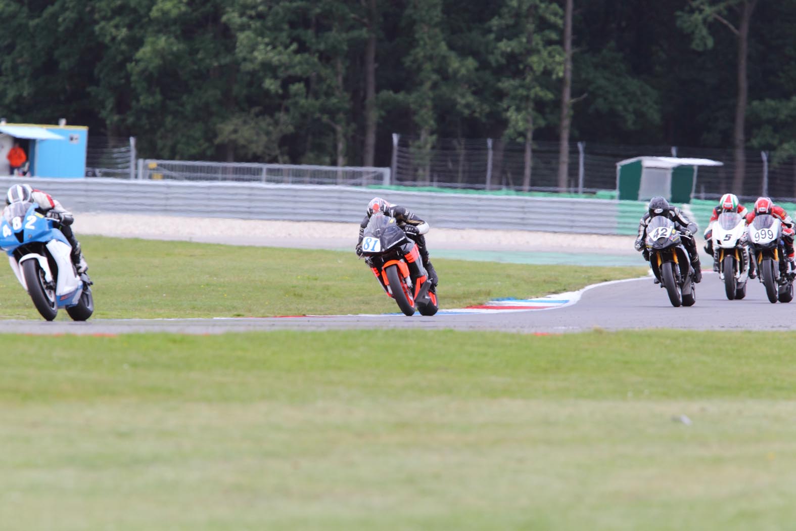 Kevin Pruim, Marcel van Pijkeren, Gerritjan van der Leek, Jurgen Faro en Martin Bub tijdens wedstrijddag van de ZAC op 9 juni 2011 circuit Assen