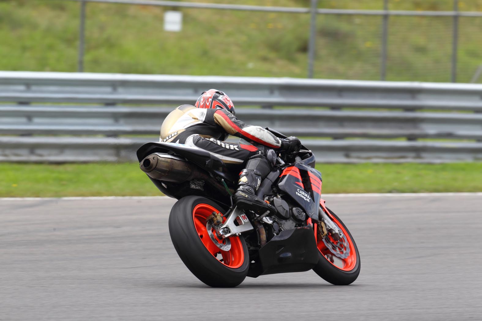 Marcel van Pijkeren tijdens wedstrijddag van de ZAC op 6 juli 2011 circuit Zandvoort