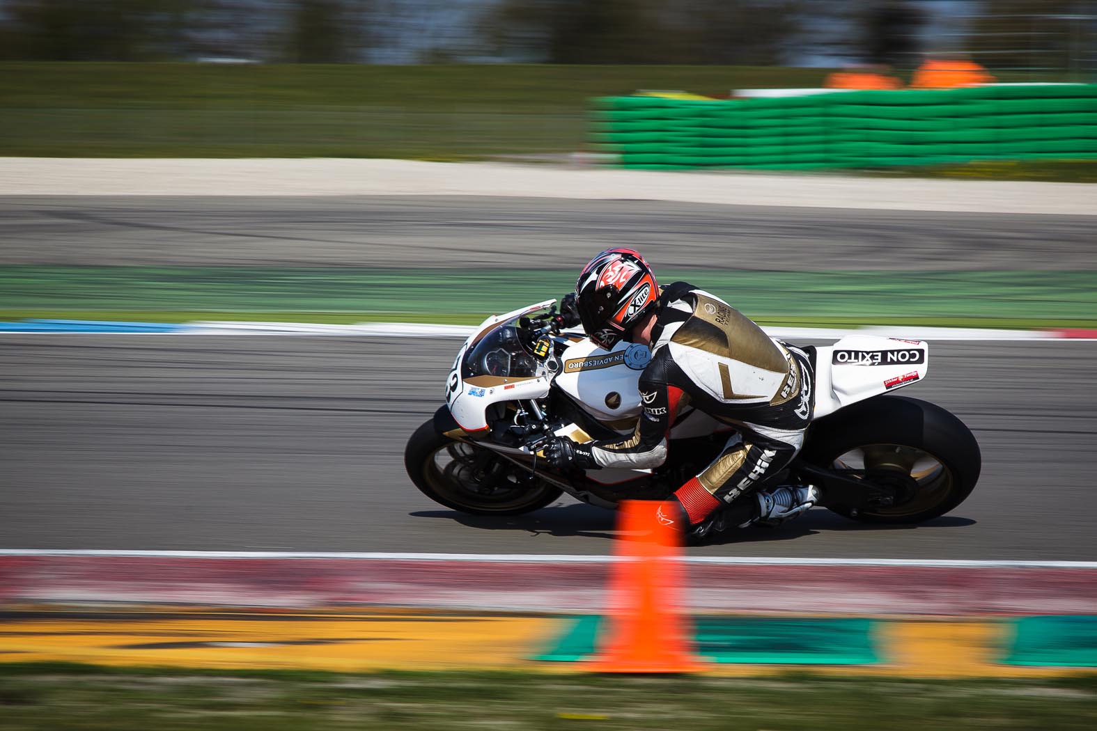 Marcel van Pijkeren tijdens wedstrijddag van de ZAC op 6 mei 2013 circuit Assen