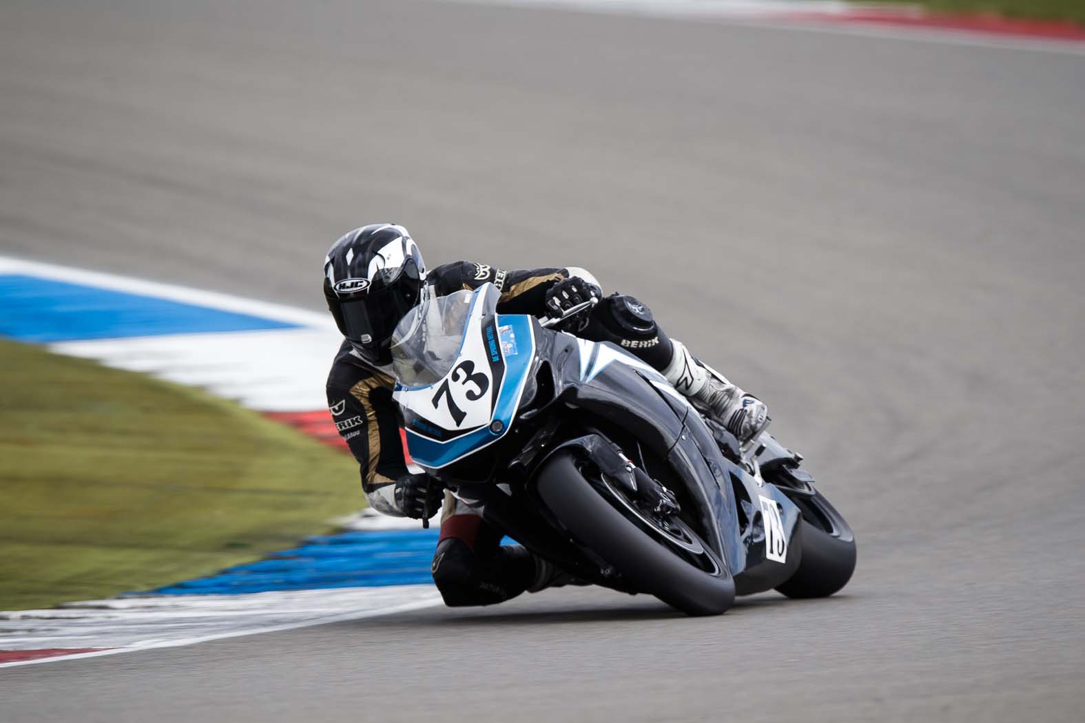 Marcel van Pijkeren tijdens wedstrijddag van de ZAC op 7 april 2014 circuit Assen