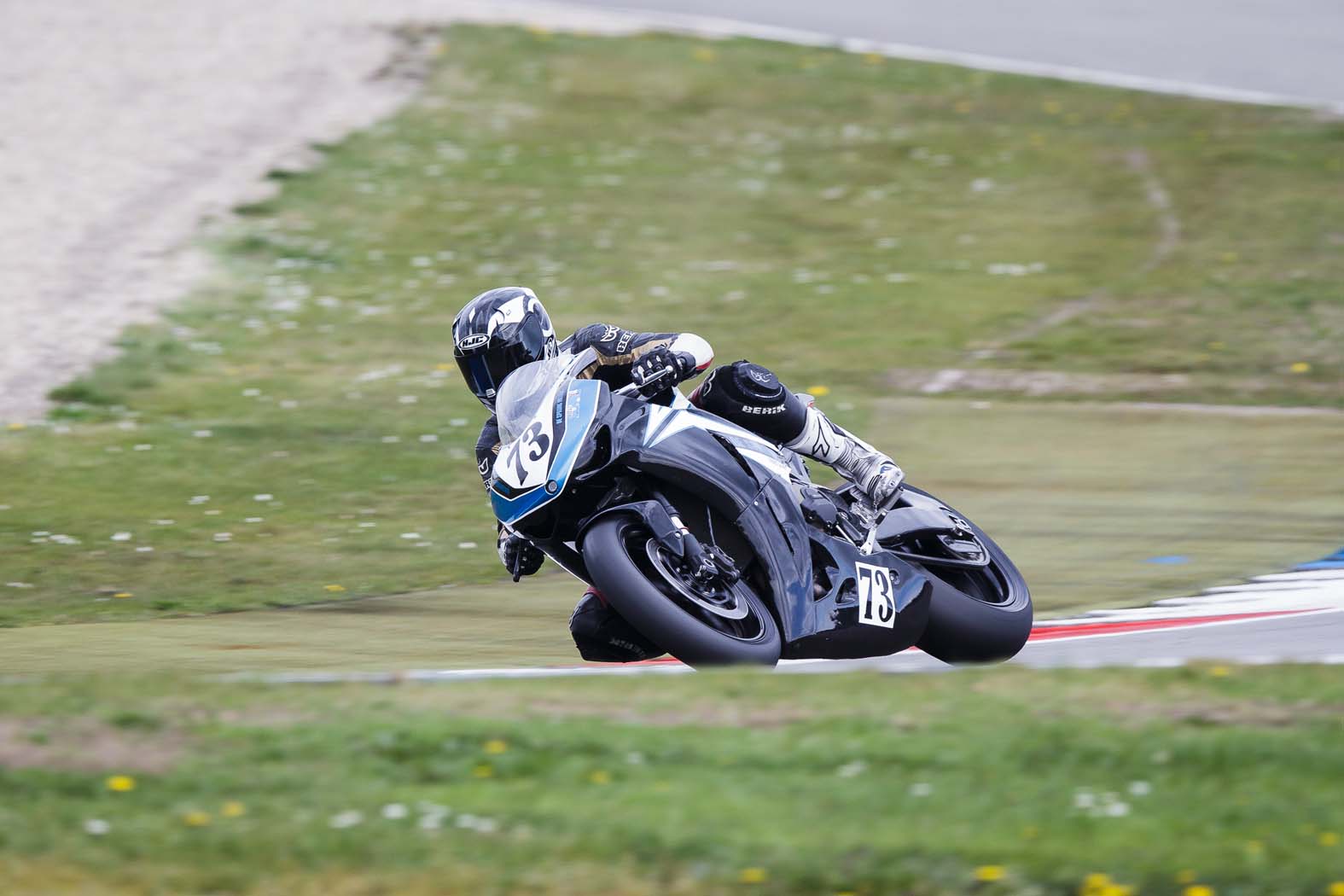 Marcel van Pijkeren tijdens wedstrijddag van de ZAC op 7 april 2014 circuit Assen