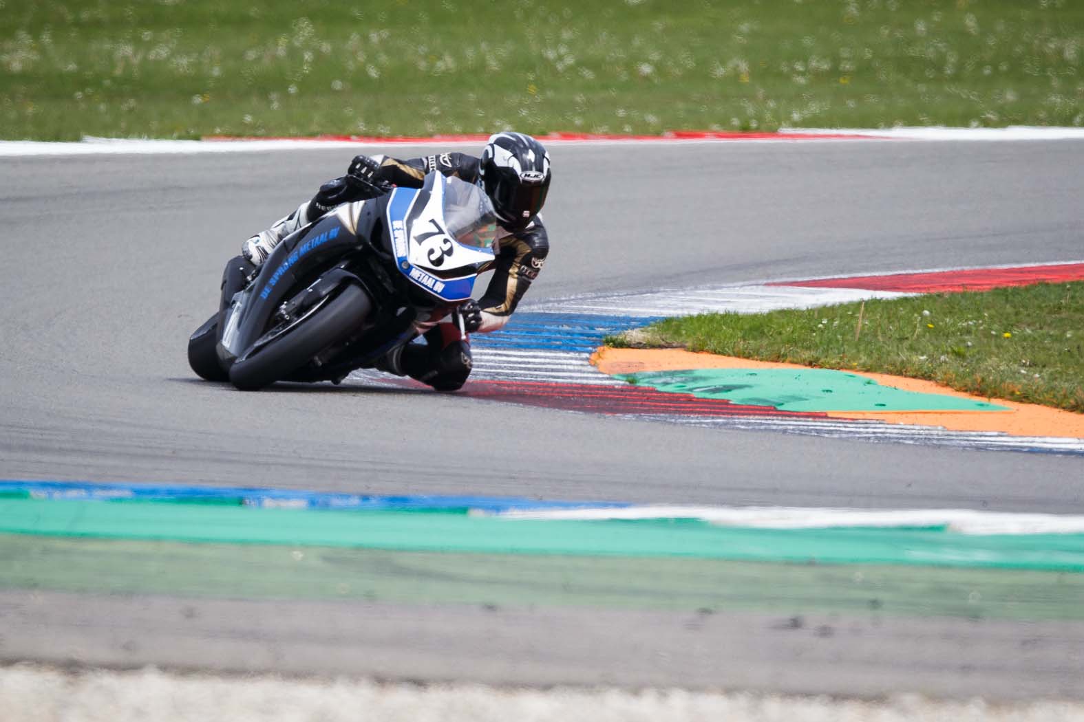 Marcel van Pijkeren tijdens wedstrijddag van de ZAC op 5 mei 2014 circuit Assen