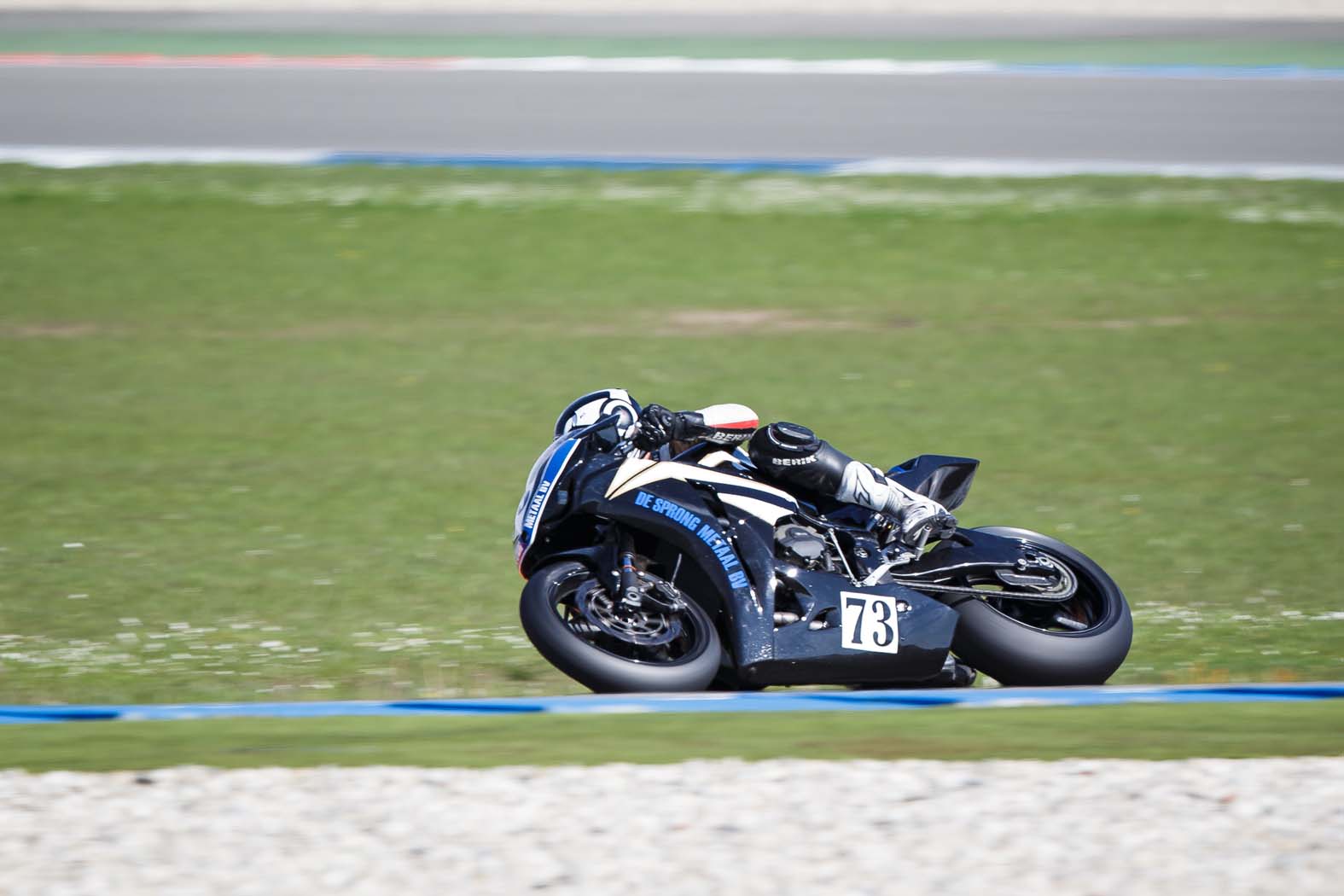 Marcel van Pijkeren tijdens wedstrijddag van de ZAC op 5 mei 2014 circuit Assen