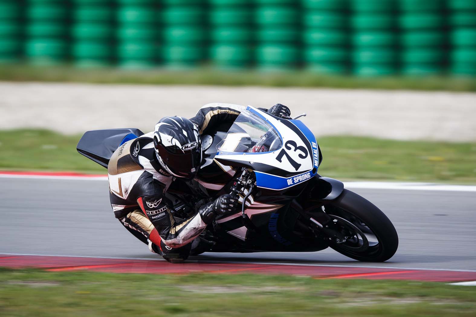 Marcel van Pijkeren tijdens wedstrijddag van de ZAC op 5 mei 2014 circuit Assen