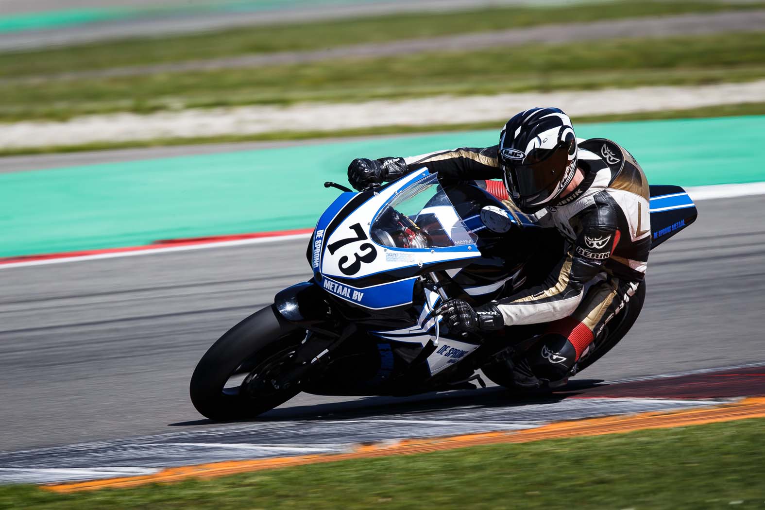 Marcel van Pijkeren tijdens wedstrijddag van de ZAC op 31 mei 2014 circuit Assen