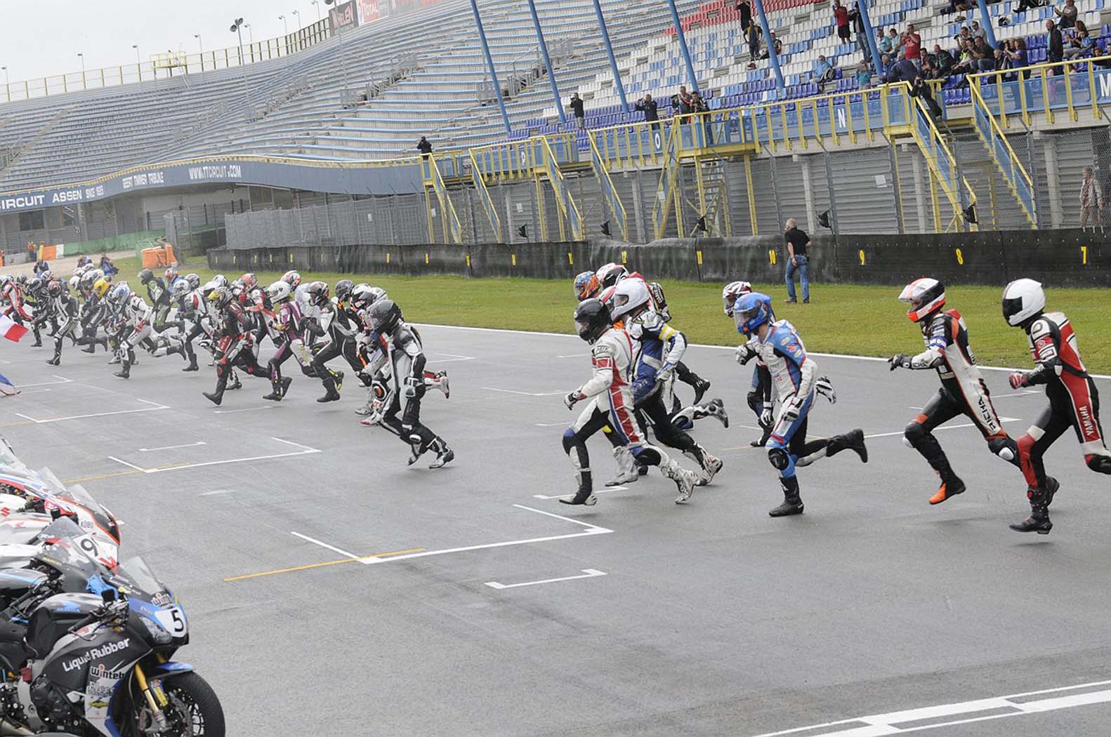 Marcel van Pijkeren tijdens wedstrijddag van de CRT Endurance op 5 juli 2014 circuit Assen