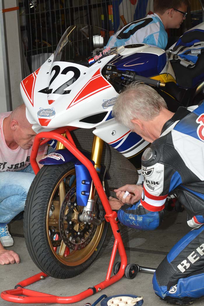 Marcel van Pijkeren tijdens wedstrijddag van de CRT Endurance op 5 juli 2014 circuit Assen