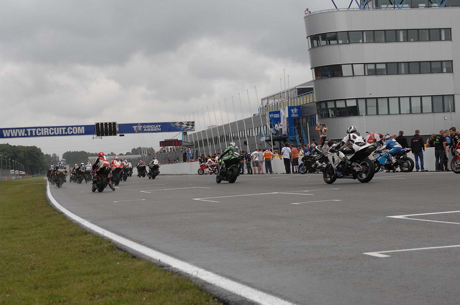 Marcel van Pijkeren tijdens wedstrijddag van de CRT Endurance op 5 juli 2014 circuit Assen