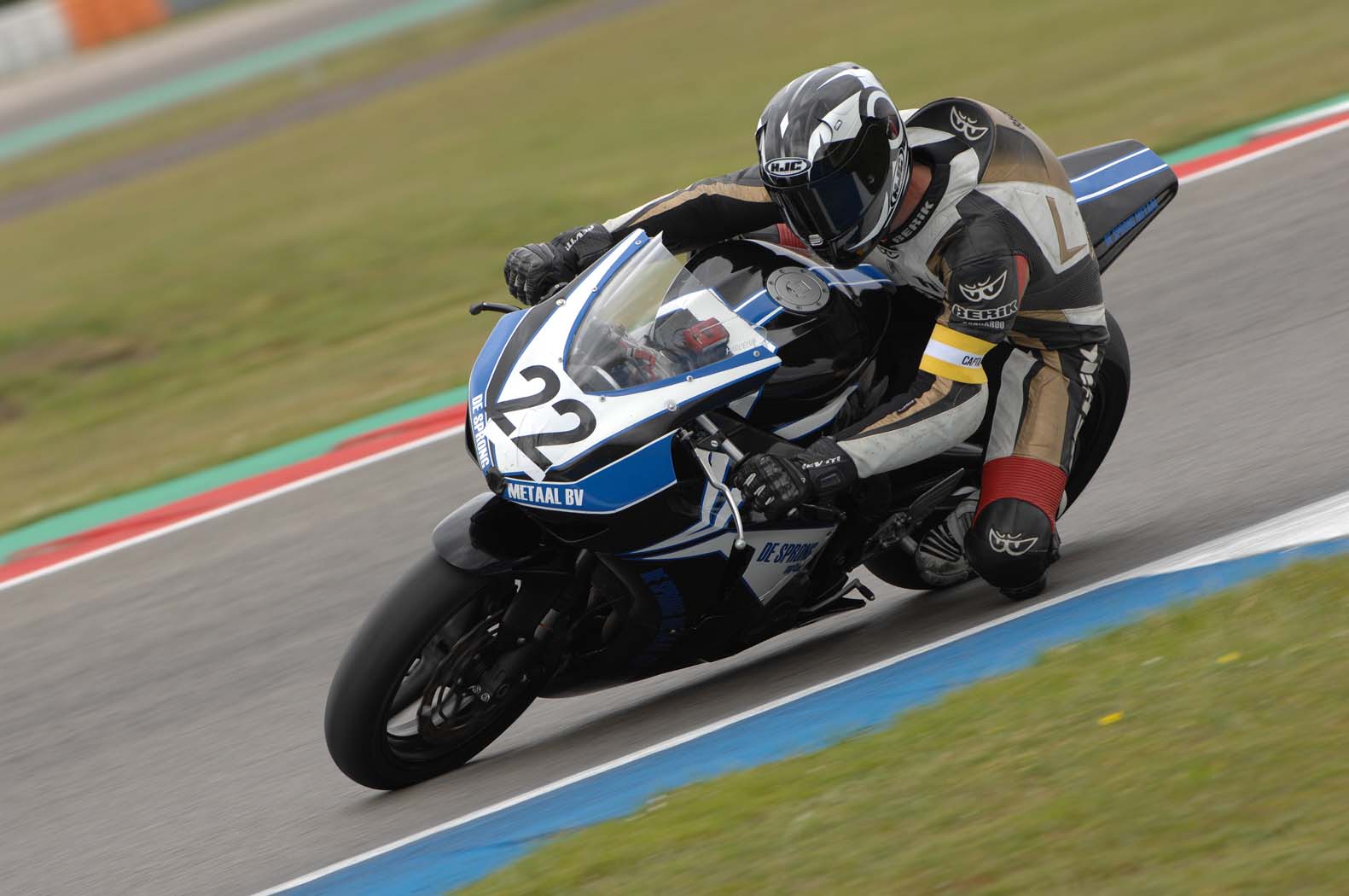 Marcel van Pijkeren tijdens wedstrijddag van de CRT Endurance op 5 juli 2014 circuit Assen