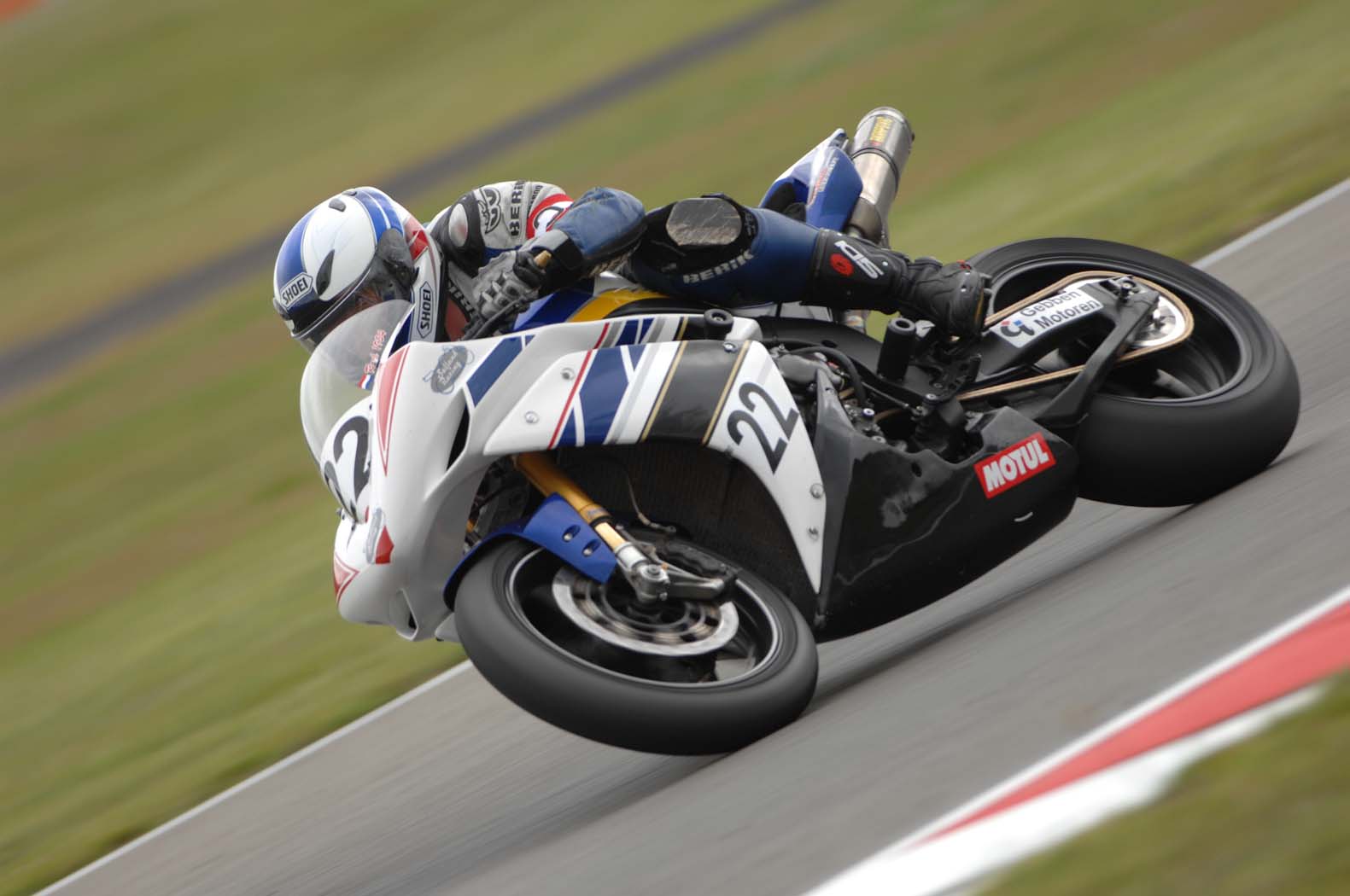 Marcel van Pijkeren tijdens wedstrijddag van de CRT Endurance op 5 juli 2014 circuit Assen