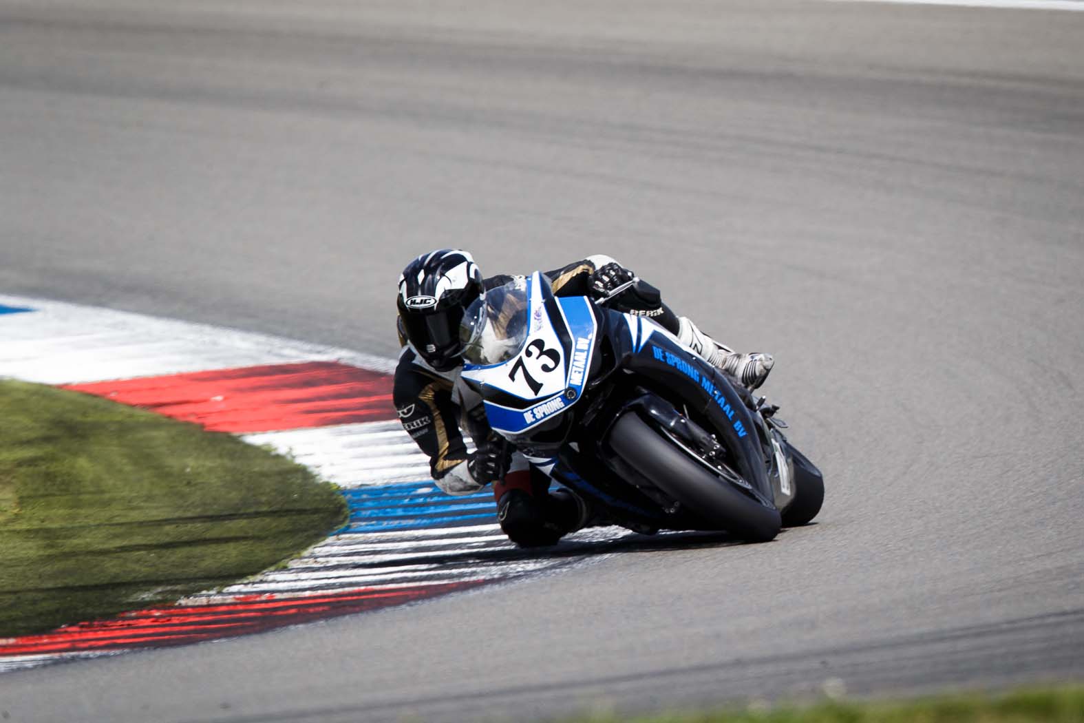 Marcel van Pijkeren tijdens wedstrijddag van de ZAC op 7 juli 2014 circuit Assen