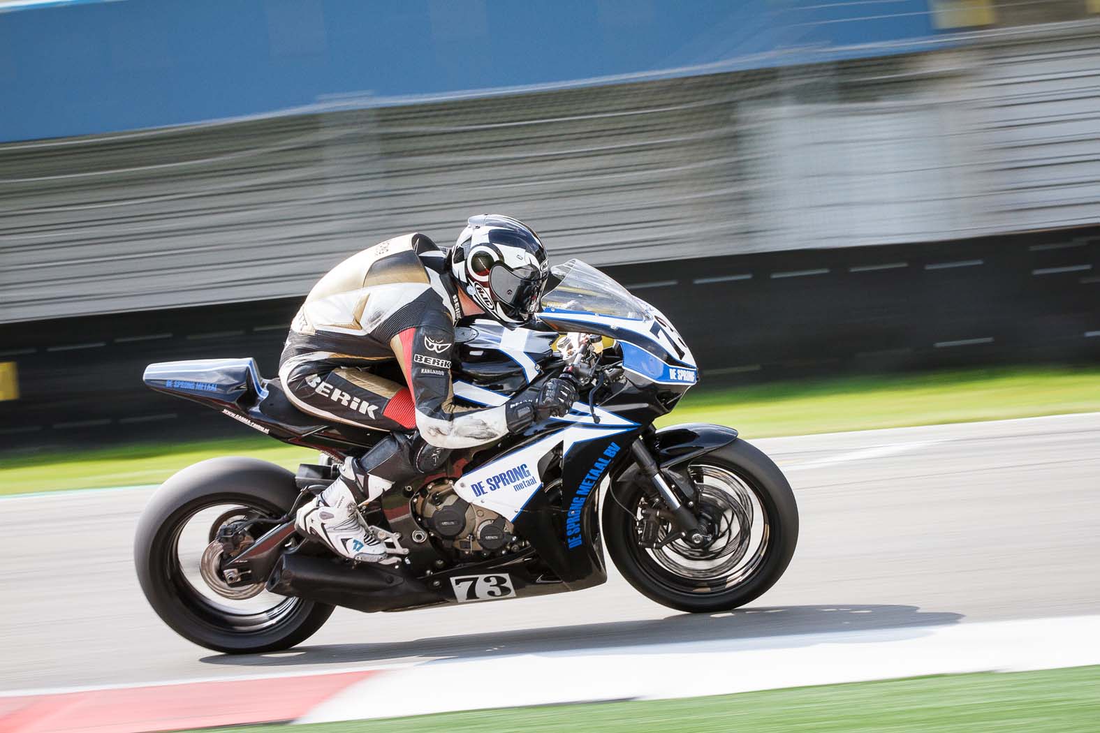 Marcel van Pijkeren tijdens wedstrijddag van de ZAC op 7 juli 2014 circuit Assen