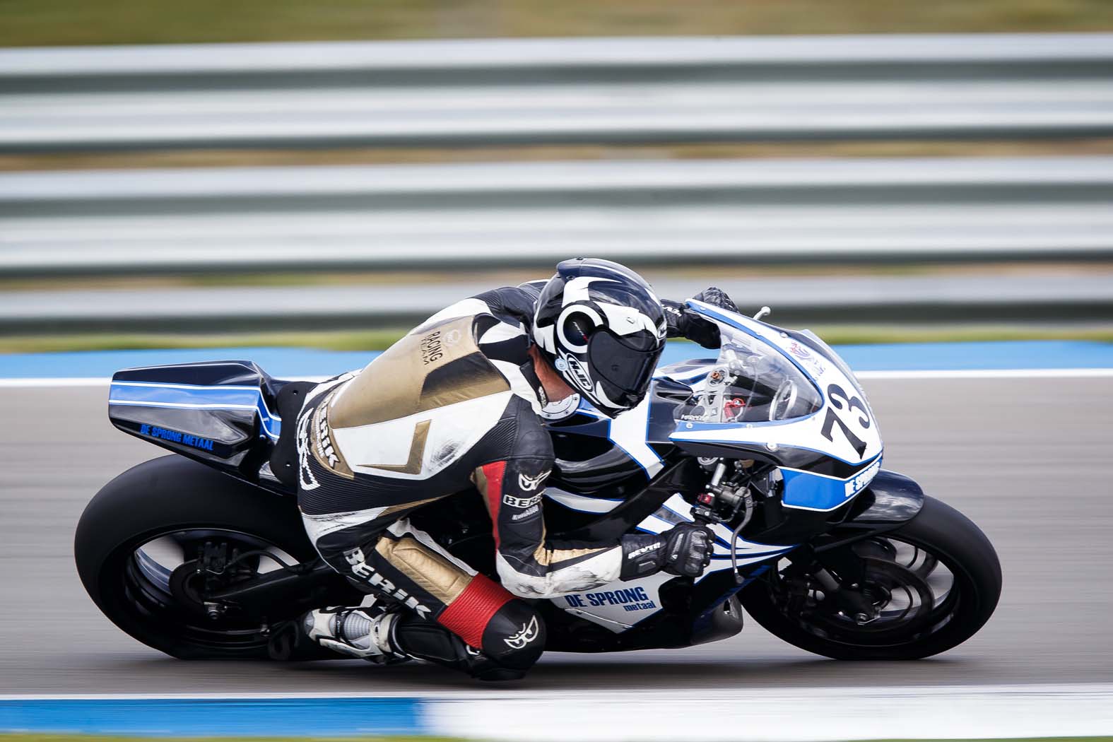 Marcel van Pijkeren tijdens wedstrijddag van de ZAC op 7 juli 2014 circuit Assen